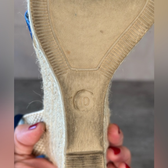 3. J Crew stripped sandals - Picture 9 of 10